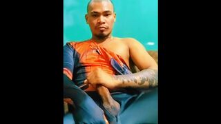 Juan Carlo Felipe - Spiderman Cosplayer Jerks with Cum-shot