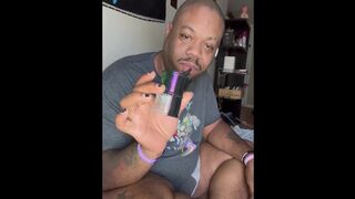 Jack off take a break. Roam, then fap off again