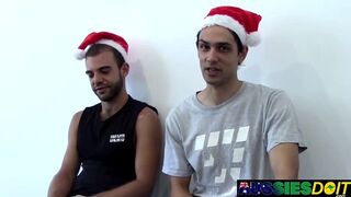 Check Out The Impressive Abilities Of Australian Couple Lewis And Bryce After Suck off