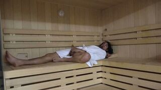 ClubBangBoys - Euro homo indeed likes condom-free hand job