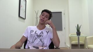 Filthy Scout: Beach-Guy's Smirk Opens Retail Door
