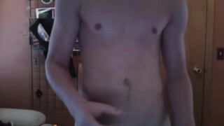 Queer Gang: Lad Shoots a load In His Arm