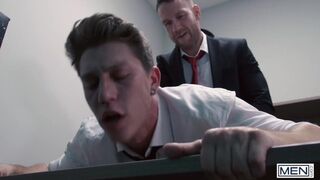 MENSEXGEAR - Paul Canon's Electronic Backside Buttplug Is Whipped out When He Interviews With Red-hot Kit Cohen