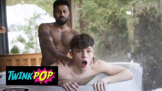 TWINKPOP - Braxton Cruz Gets A Hand-job In The Sizzling Bathtub, Then Pounds A Lad In From the rear